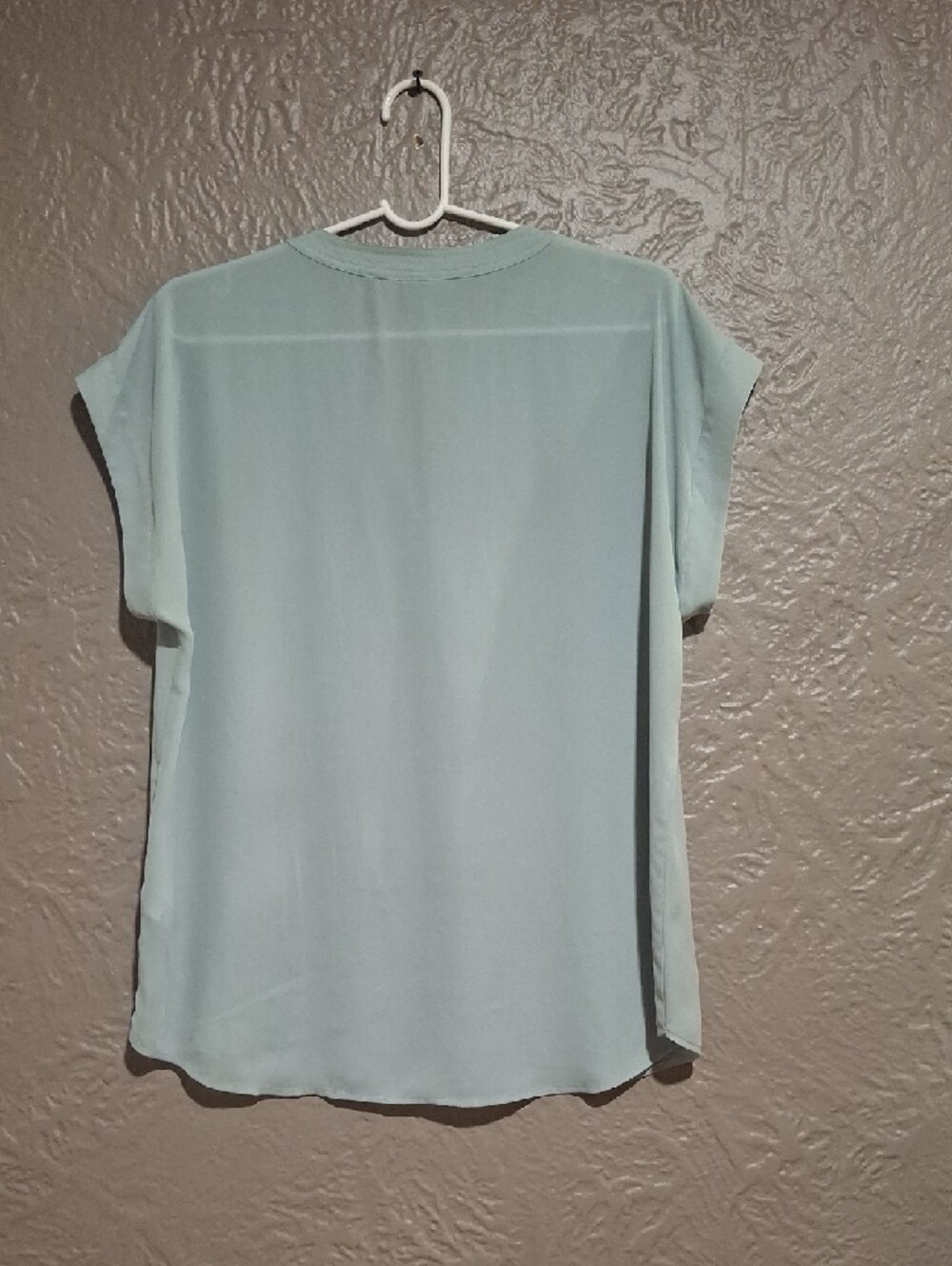 Cynthia Steffe Light Sage Split-Neck Cap Sleeve Blouse Size M - Picture 4 of 7